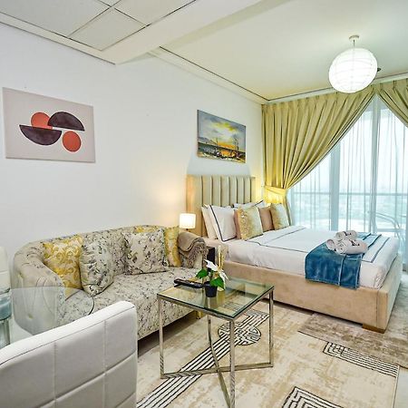 Brand New Studio Apt - Near Jlt Metro Dubai Esterno foto
