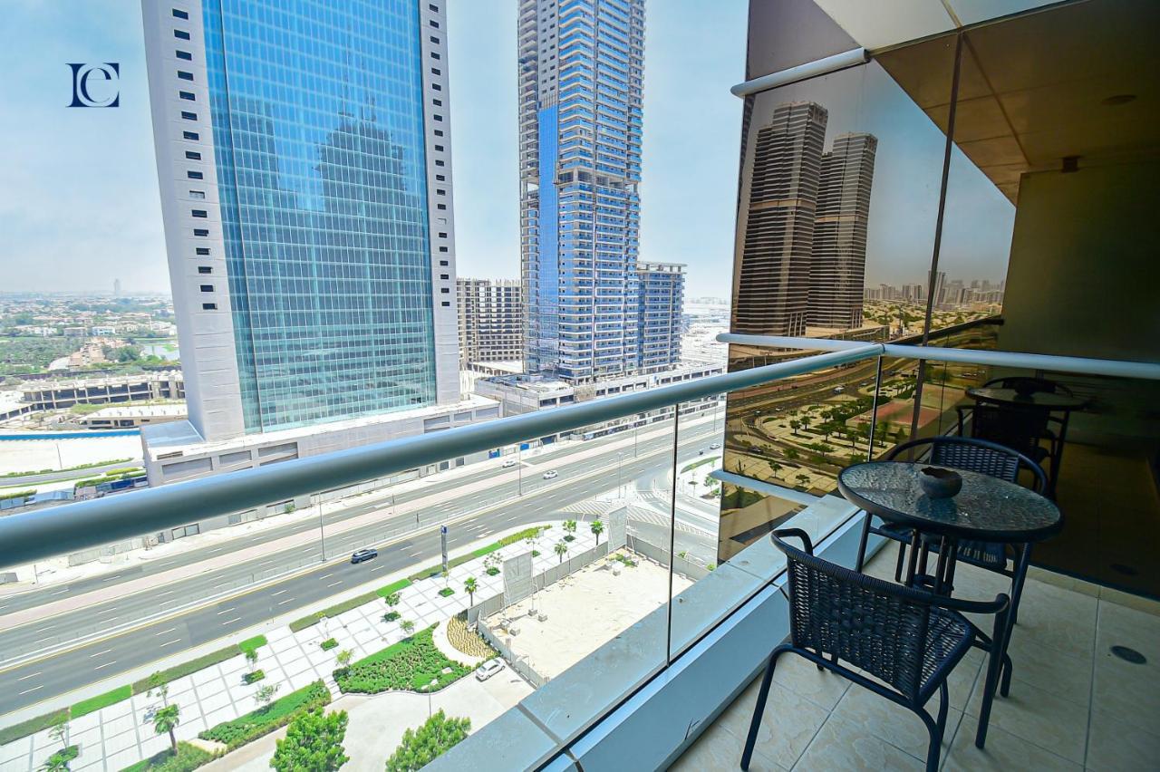 Brand New Studio Apt - Near Jlt Metro Dubai Esterno foto